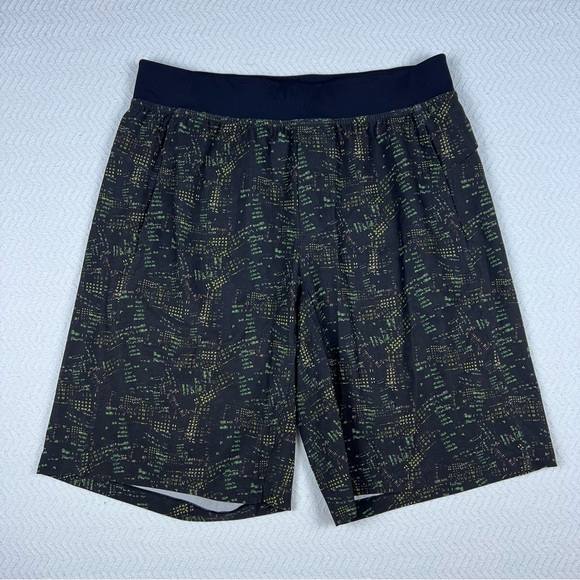 Lululemon Short Men Large T.H.E. Linerless Drawstring Pocket Run Gym Hype Core - Picture 1 of 9
